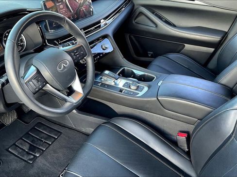 Used 2025 INFINITI QX60 Pure AWD/4WD image 14