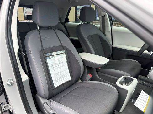 Used 2024 Hyundai Ioniq 5 SE AWD/4WD image 12