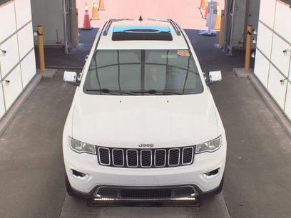 Used 2021 Jeep Grand Cherokee Limited w/ Luxury Group II