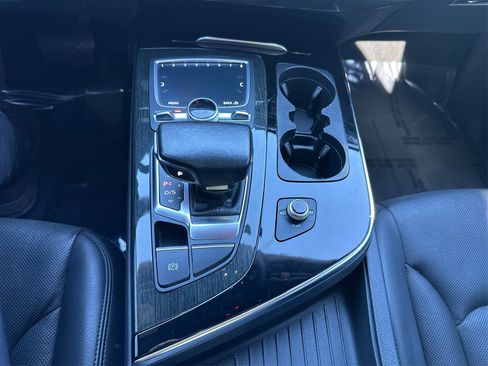 Used 2017 Audi Q7 2.0T Premium Plus w/ Premium Plus Package image 16