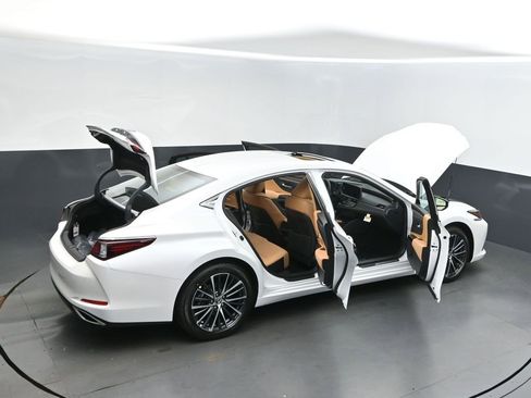 New 2025 Lexus ES 350 w/ Premium Package image 49