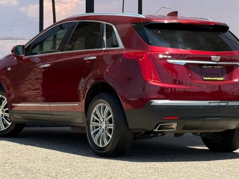 Used 2017 Cadillac XT5 Luxury image 9