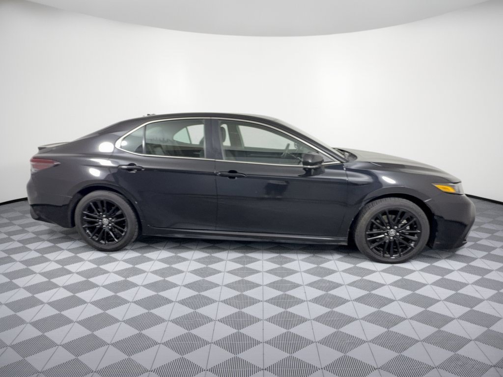 Used 2024 Toyota Camry SE FWD image 8