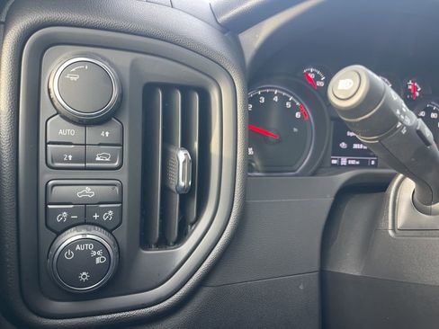 Used 2024 Chevrolet Silverado 1500 Custom w/ Dark Appearance Package image 22