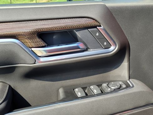 New 2025 Chevrolet Silverado 2500 LT w/ Texas Edition image 10