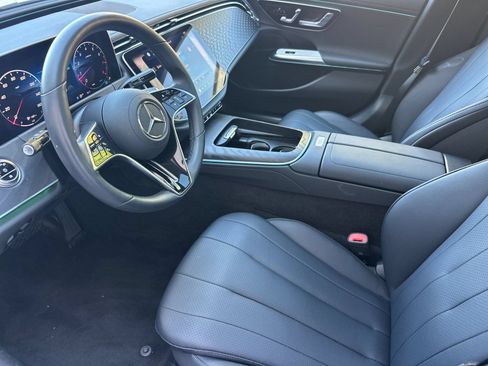Used 2026 Mercedes-Benz E 350 4MATIC Sedan image 11