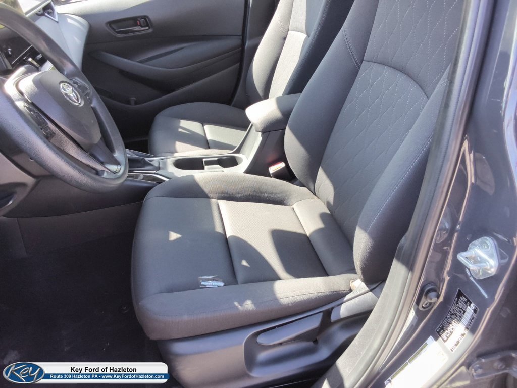Used 2024 Toyota Corolla LE FWD image 19
