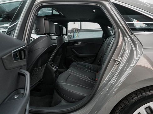 Used 2023 Audi A4 2.0T Premium w/ Convenience Package image 32