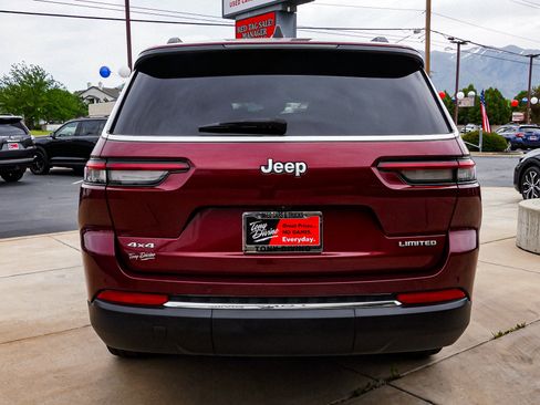 Used 2024 Jeep Grand Cherokee L Limited w/ Trailer Tow Package AWD/4WD image 7