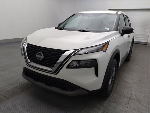 Used 2022 Nissan Rogue S image 15