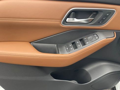 New 2026 Nissan Rogue Platinum w/ Platinum Premium Package image 7