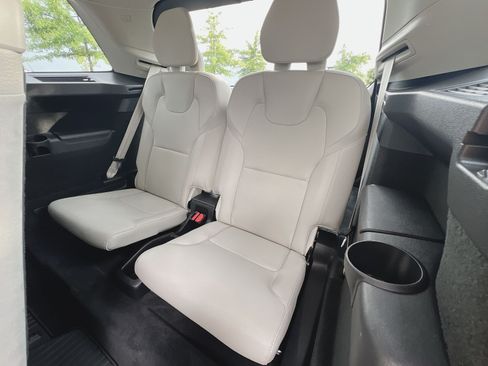 Certified 2023 Volvo XC90 B6 Plus w/ Protection Package AWD/4WD image 26