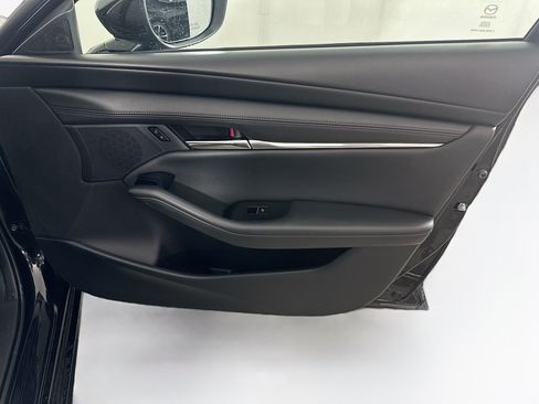 Used 2025 MAZDA MAZDA3 s FWD image 33