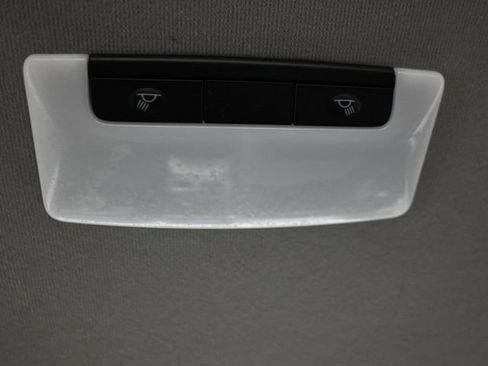 Used 2023 Nissan Sentra S FWD image 16