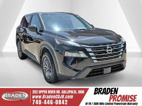 Used 2024 Nissan Rogue S FWD image 1