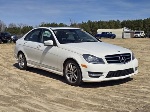 Used 2014 Mercedes-Benz C 250 Sedan image 6