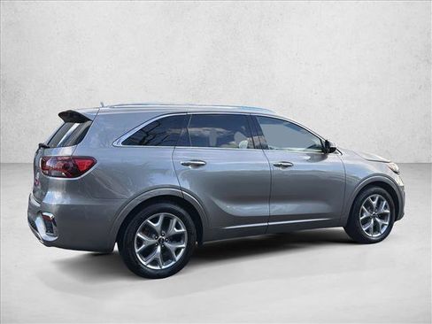 Used 2019 Kia Sorento SX image 4