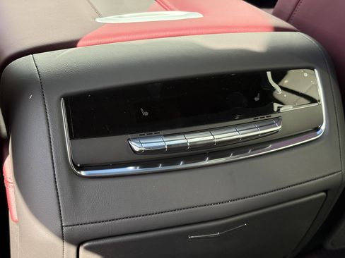 New 2026 Cadillac Escalade Luxury image 16