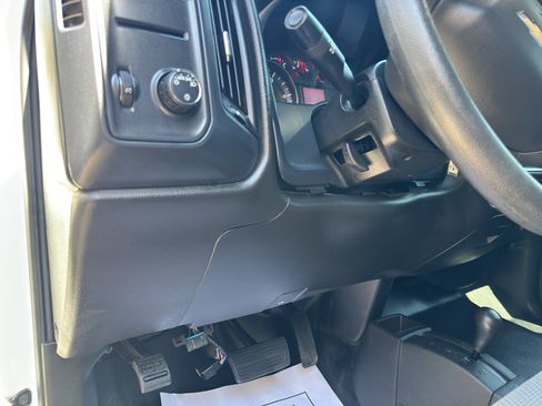 Used 2017 Chevrolet Silverado 2500 W/T w/ WT Fleet Convenience Package AWD/4WD image 16
