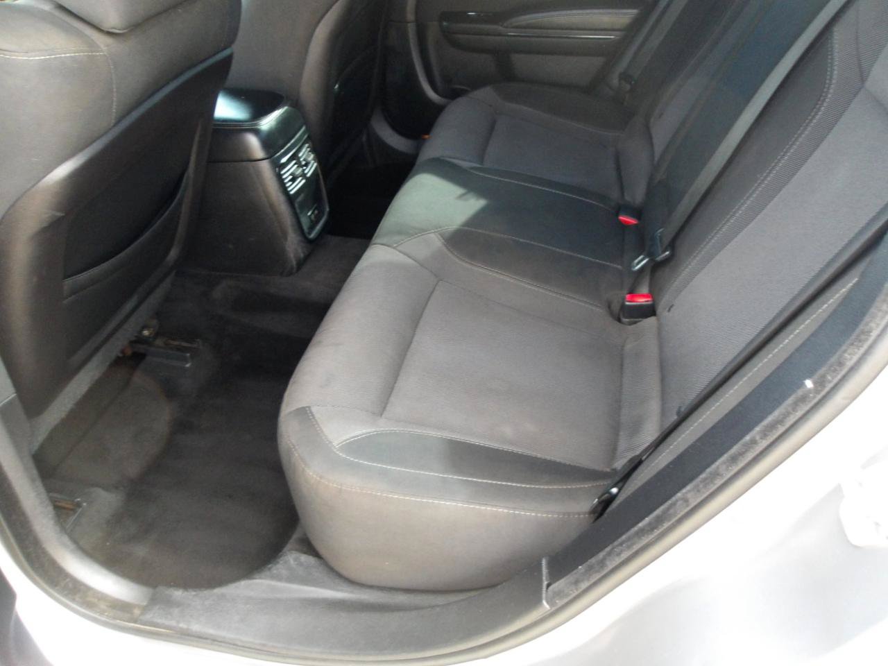 Used 2016 Dodge Charger SXT w/ Blacktop Package RWD image 16