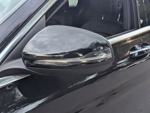 Used 2021 Mercedes-Benz C 300 Sedan image 11