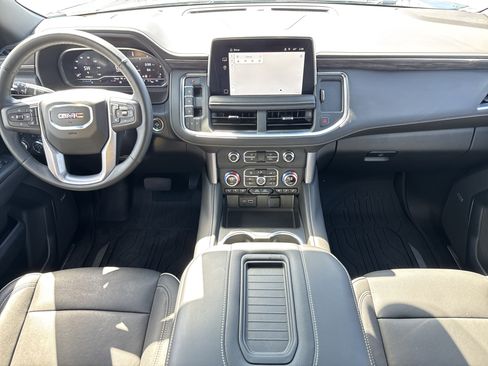 Used 2023 GMC Yukon SLT w/ SLT Premium Package image 29