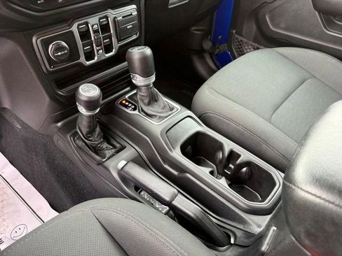 Used 2020 Jeep Wrangler Unlimited Sport S image 27