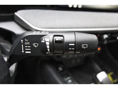 Certified 2026 Nissan Kicks SV w/ SV Premium Package FWD image 19
