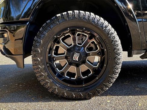 Used 2019 RAM 1500 Limited image 31