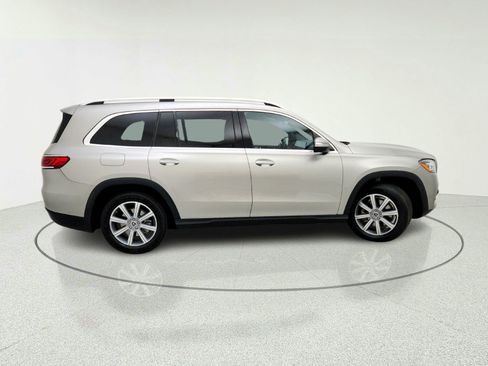 Used 2023 Mercedes-Benz GLS 450 4MATIC image 7