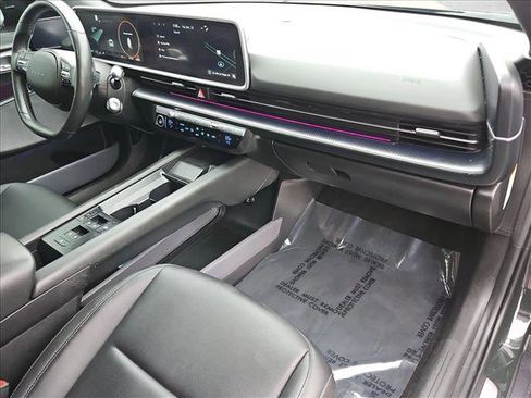 Used 2023 Hyundai Ioniq 6 Limited image 22