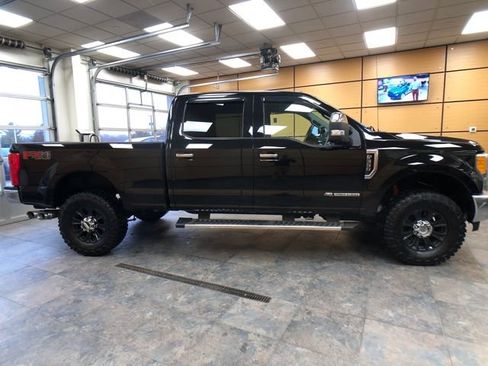 Certified 2017 Ford F350 Lariat w/ Tow Technology Bundle image 8