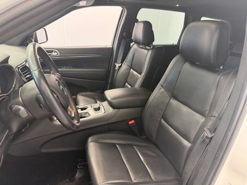 Certified 2022 Jeep Grand Cherokee Limited AWD/4WD image 24
