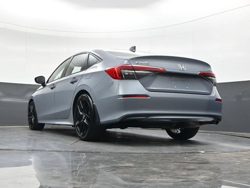 Used 2023 Honda Civic Sport image 32