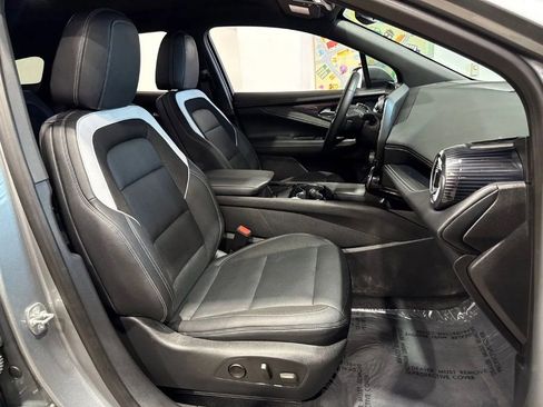 Used 2024 Chevrolet Blazer EV LT AWD/4WD image 18