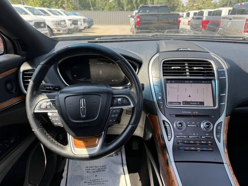 Used 2020 Lincoln Nautilus Reserve FWD image 22