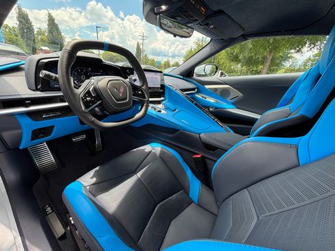 Used 2022 Chevrolet Corvette Stingray Premium Conv w/ 3LT RWD image 33