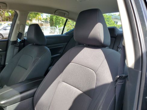 Used 2021 Nissan Altima 2.5 SV image 18