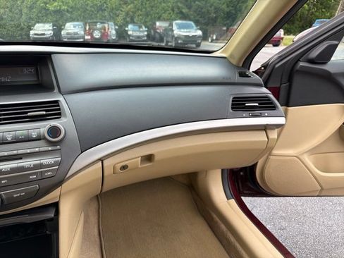 Used 2011 Honda Accord LX image 30