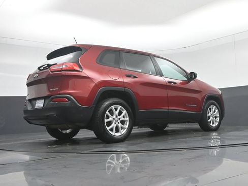Used 2014 Jeep Cherokee Sport w/ Cold Weather Group AWD/4WD image 55
