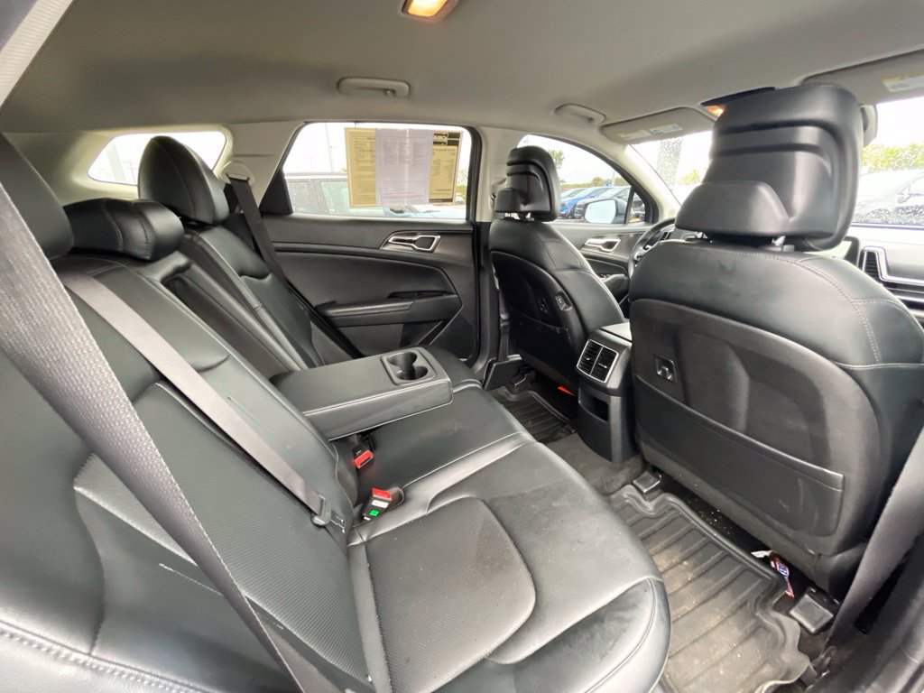 Used 2023 Kia Sportage EX FWD image 26