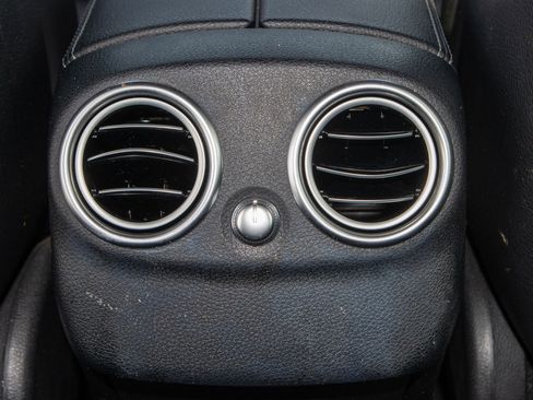 Used 2019 Mercedes-Benz C 300 4MATIC Sedan w/ Premium Package image 17