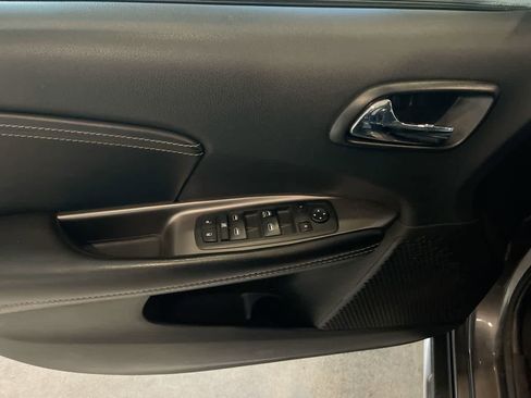 Used 2018 Dodge Journey Crossroad image 10