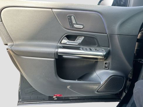 Used 2023 Mercedes-Benz GLA 250 4MATIC image 21