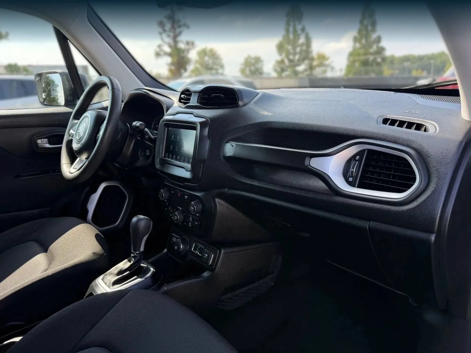 Used 2018 Jeep Renegade Sport w/ Power & Air Group AWD/4WD image 19