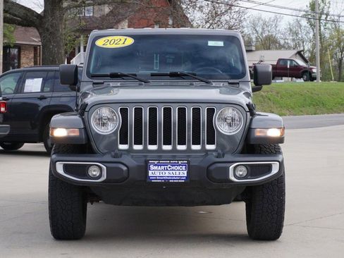 Used 2021 Jeep Wrangler Unlimited Sahara w/ Dual Top Group AWD/4WD image 8