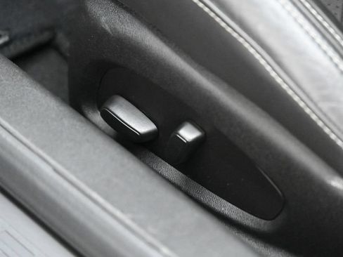 Used 2017 Chevrolet Camaro SS RWD image 17