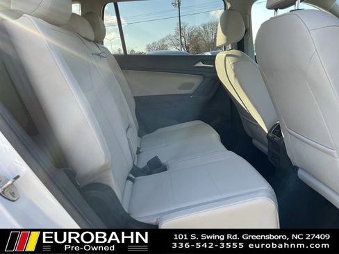 Used 2018 Volkswagen Tiguan SE image 14