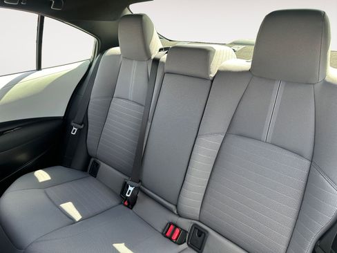 Used 2026 Toyota Corolla SE FWD image 13