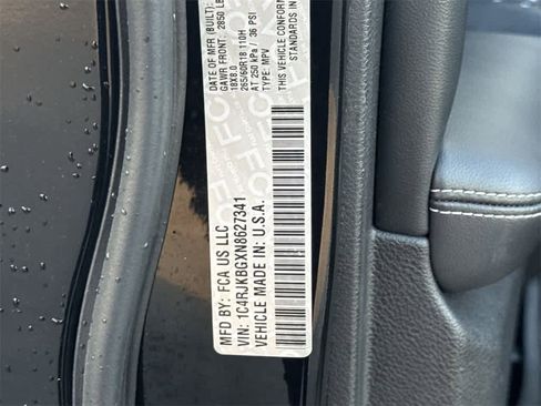 Used 2022 Jeep Grand Cherokee L Limited image 26